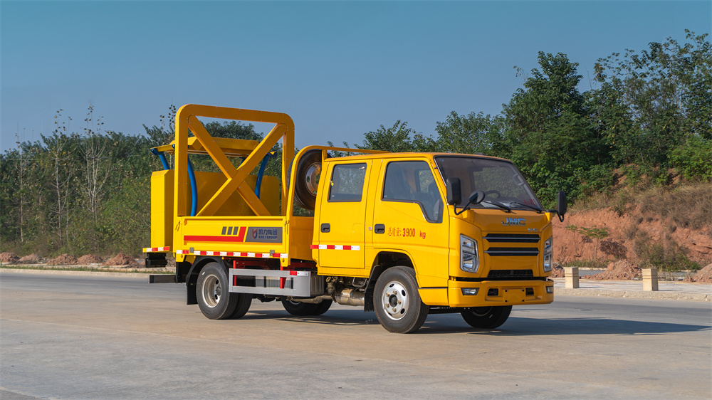 70K防撞灑水車-江鈴70K一級反轉防撞緩沖車廠家價格